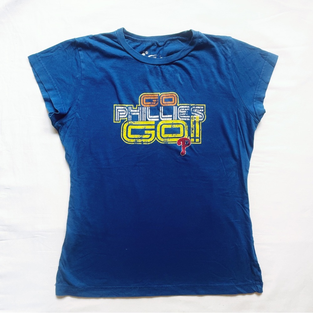 Women’s Sz M Riyal Blue Fitted Phillies Tee Shirt